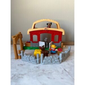 Fisher-Price Little People Barnyard Barn 2003 with Accessories Vintage Works